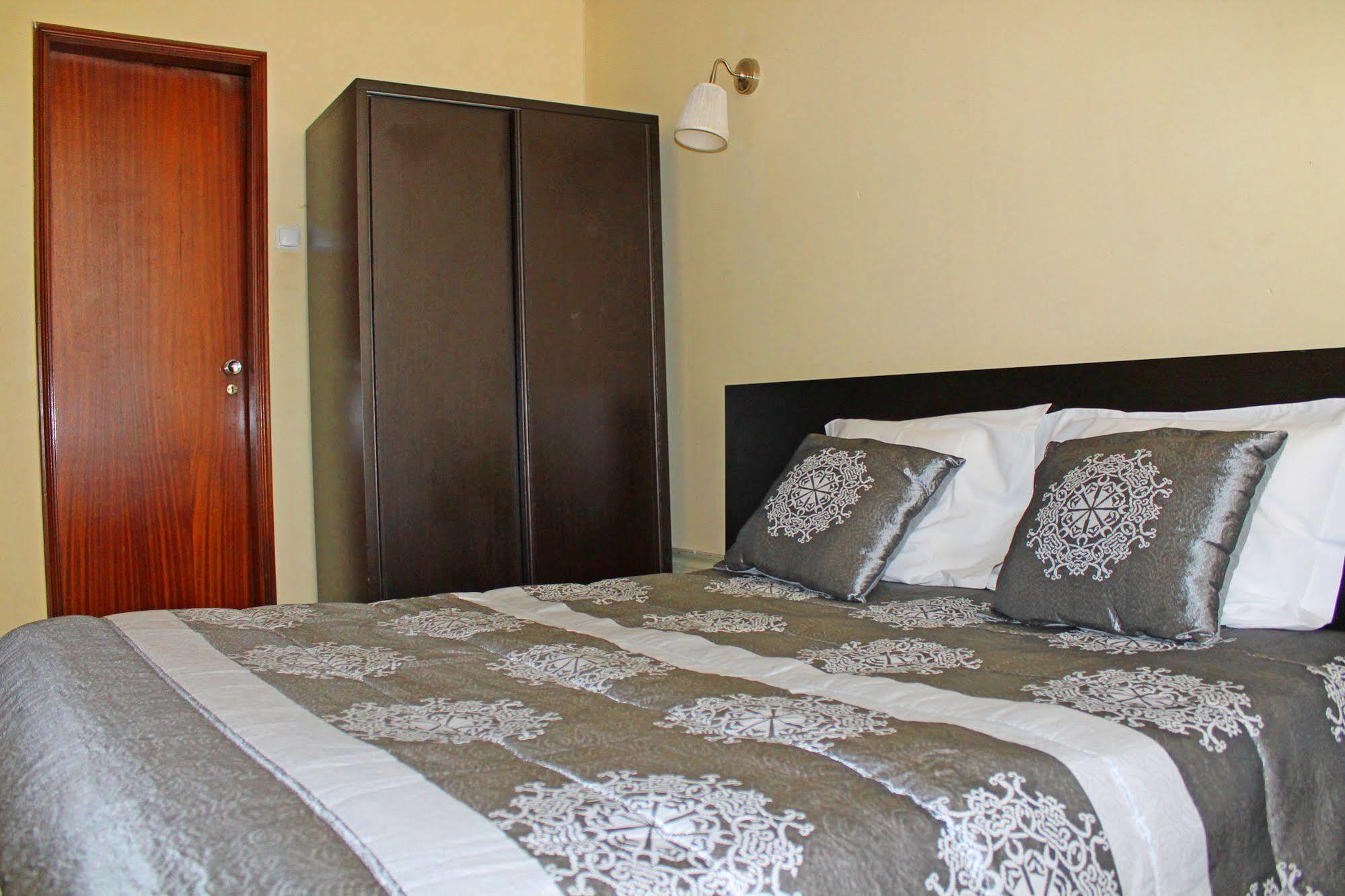 Lunar Guest House Porto Dış mekan fotoğraf