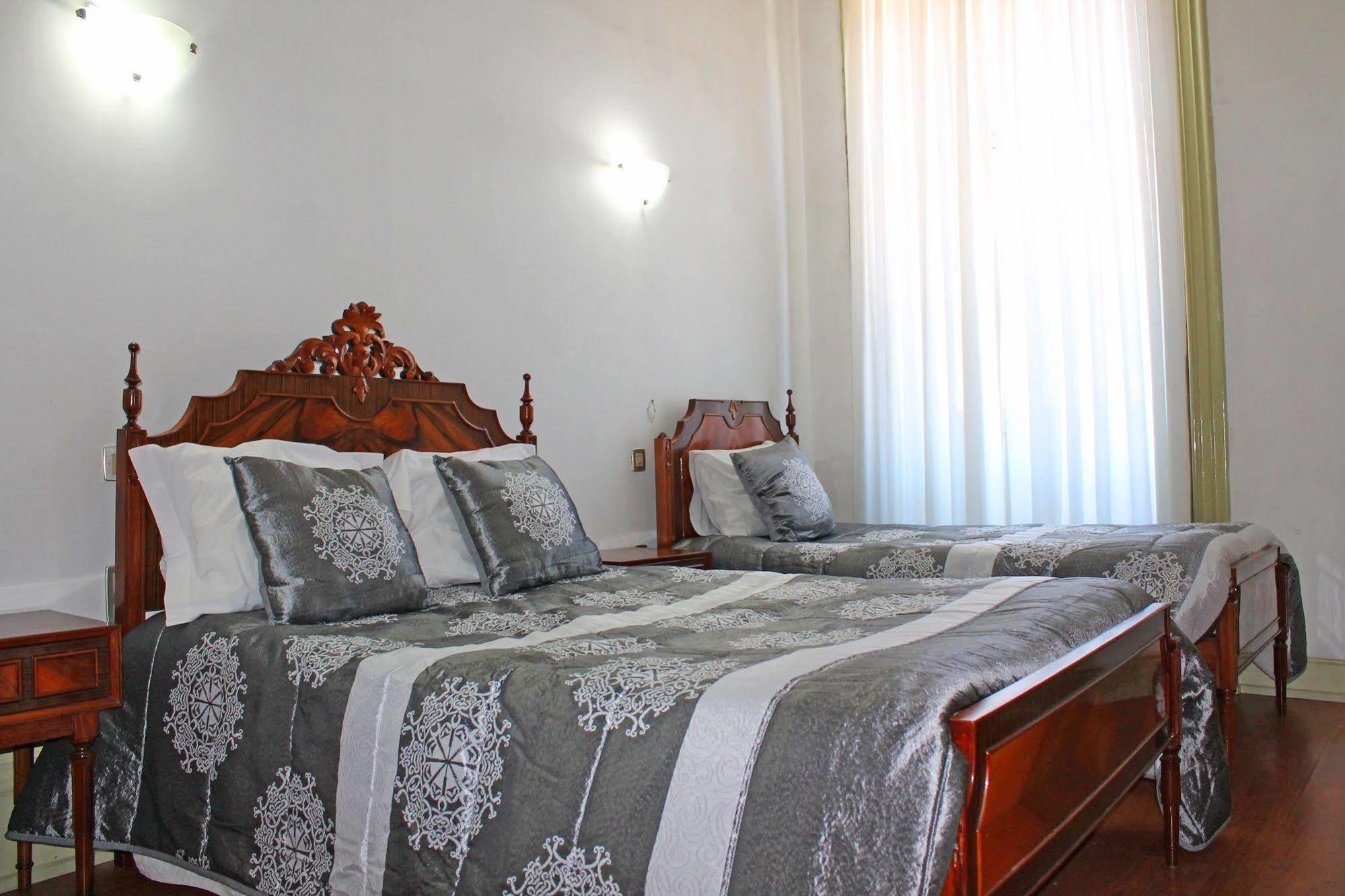 Lunar Guest House Porto Dış mekan fotoğraf